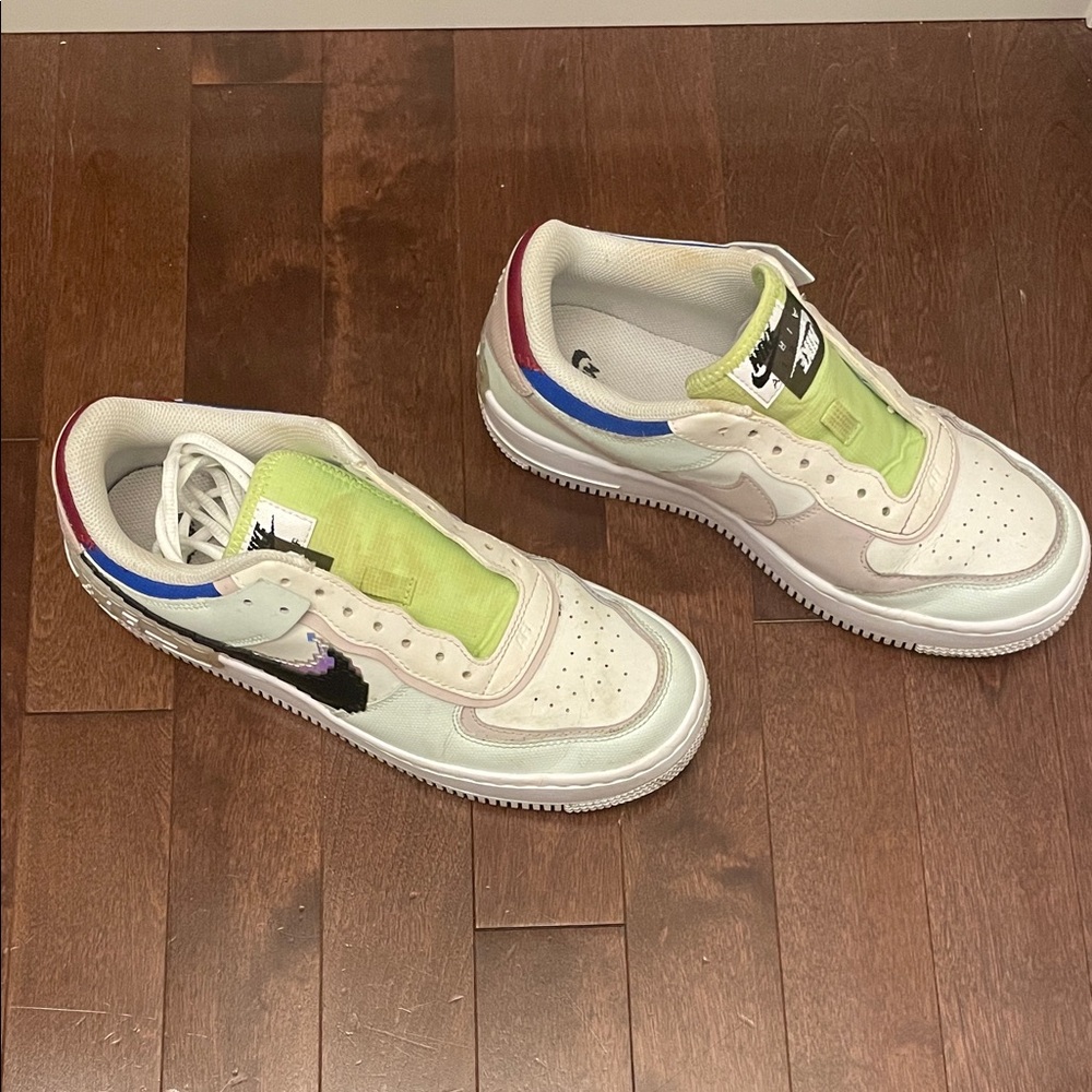 Nike Air Force 1 Shadow SE